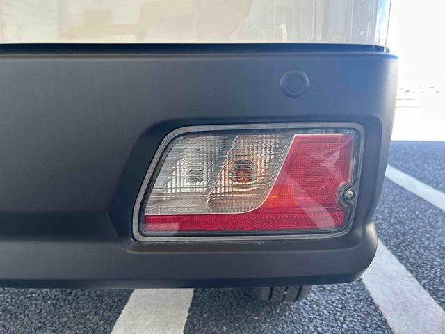 ハイゼットカーゴスペシャルインパネシフト　衝突被害軽減ブレーキ　オートハイビーム　オートライト　Ｗエアバック　アイドリンストップ　レーンキープアシスト　ＡＢＳ（鹿児島県）の中古車