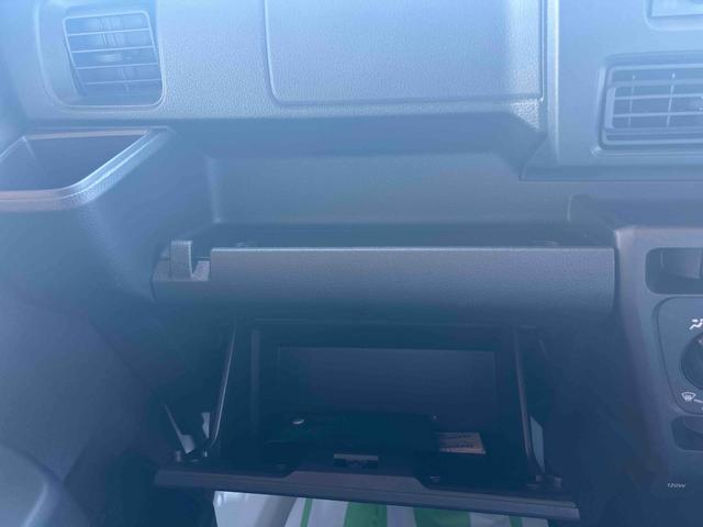 ハイゼットカーゴスペシャルインパネシフト　衝突被害軽減ブレーキ　オートハイビーム　オートライト　Ｗエアバック　アイドリンストップ　レーンキープアシスト　ＡＢＳ（鹿児島県）の中古車