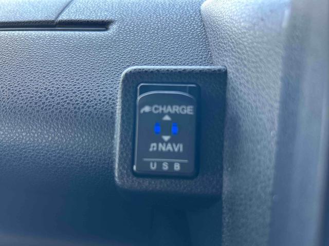 タントカスタムRSターボ車 インパネシフト プッシュスタートスイッチ 電子カードキー 両側電動スライドドア カーナビ バックモニター 車線逸脱警報 アルミホイール ABS 衝突被害軽減システム(鹿児島県)の中古車