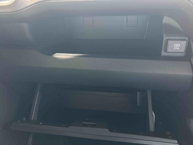 ムーヴGインパネシフト プッシュスタートスイッチ 電子カードキー 電動パーキングブレーキ 左側電動スライドドアのスイッチ 衝突被害軽減システム レーンキープ オートハイビーム アルミホイール ABS(鹿児島県)の中古車
