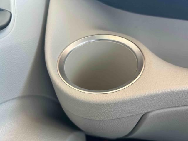 シエンタGインパネシフト プッシュスタートスイッチ 電子カードキー カーナビ バックモニター シートヒーター ETC車載器 両側電動スライドドア 3列シート(鹿児島県)の中古車