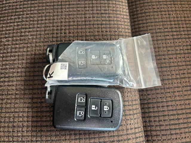 シエンタGインパネシフト プッシュスタートスイッチ 電子カードキー カーナビ バックモニター シートヒーター ETC車載器 両側電動スライドドア 3列シート(鹿児島県)の中古車