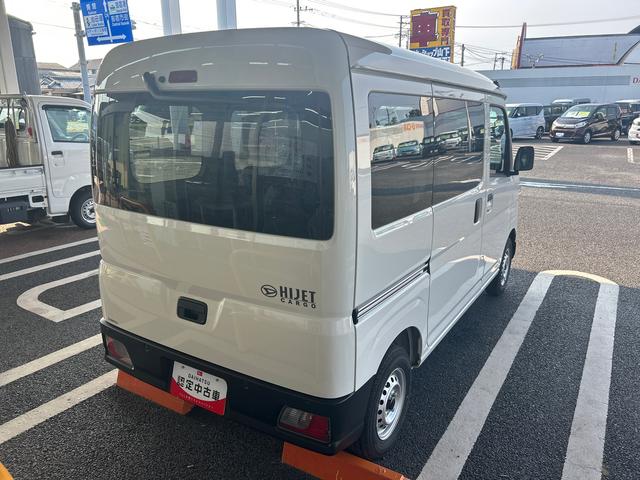 ハイゼットカーゴＤＸインパネシフト　衝突回避支援ブレーキ　運転席助手席エアバック　レーンアシスト　オートマチックハイビーム　ＡＢＳ（鹿児島県）の中古車