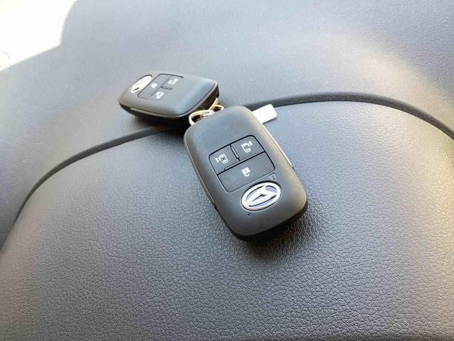ムーヴキャンバスストライプスＧインパネシフト　電子カードキー　電動パーキングブレーキ　軽減ブレーキ　レーンキープ　両側スライドドア　ＡＢＳ（鹿児島県）の中古車