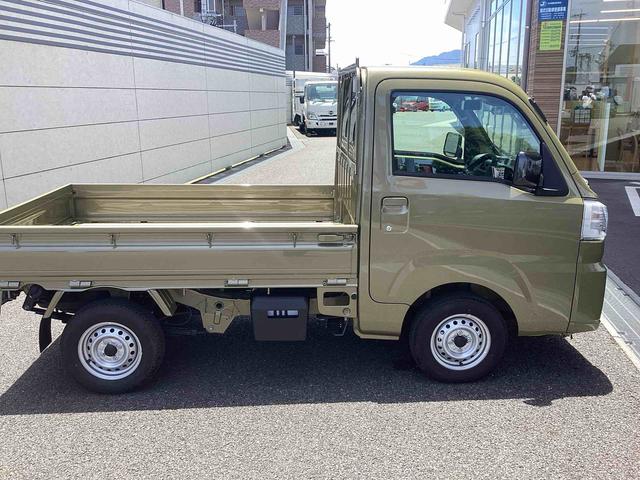 ハイゼットトラックスタンダード　農用スペシャル５ＭＴ車　４ＷＤ車　車線逸脱警報装置　衝突回避支援システム　オートハイビーム　エアコン　パワーステアリング　ＡＢＳ　エアバッグ（鹿児島県）の中古車