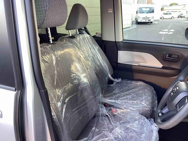 タントＸインパネシフト　プッシュスタートスイッチ　電子カードキー　電動パーキングブレーキ　ブレーキサポート　片側電動両側スライドドア　ＡＢＳ　車線逸脱警報　オートハイビーム（鹿児島県）の中古車