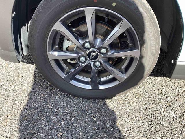 タントファンクロスインパネシフト　プッシュスタートスイッチ　電子カードキー　電動パーキングブレーキ　衝突軽減システム　レーンキープアシスト　ＡＢＳ　アルミホイール（鹿児島県）の中古車