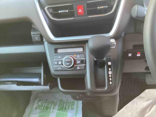 ムーヴGインパネシフト プッシュスタートスイッチ 電子カードキー 衝突被害軽減ブレーキ オートエアコン アルミホイール 電動パーキングブレーキ(鹿児島県)の中古車