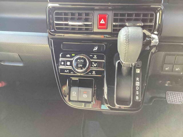 タントカスタムRSタ−ボ インパネシフト プッシュスタートスイッチ 電子カードキー 電動パーキングブレーキ 衝突軽減ブレーキシステム 車線逸脱 アルミホイール(鹿児島県)の中古車