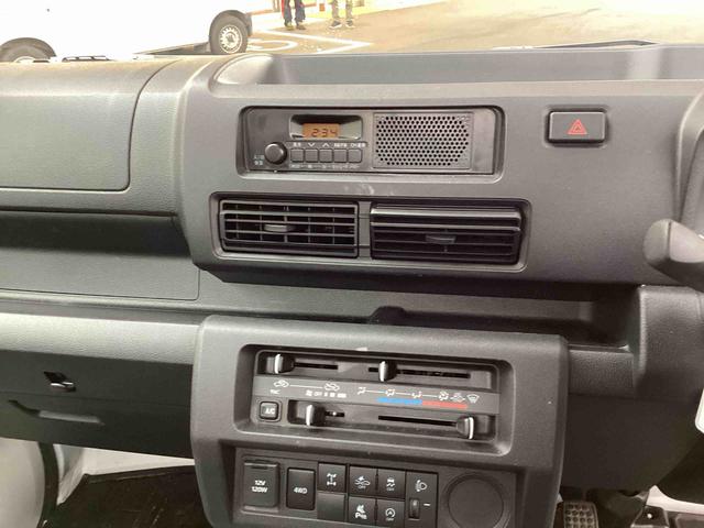 ハイゼットトラックスタンダード　農用スペシャル５ＭＴ車　切り替え４ＷＤ　ブレーキサポート　車線逸脱警報装置　オートハイビーム　ＡＢＳ　ダブルエアバッグ　パワーステアリング（鹿児島県）の中古車