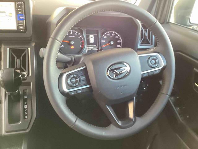 タフトＧ　クロムベンチャーインパネシフト　プッシュスタートスイッチ　電子カードキー　シートヒーター　カーナビ　車線逸脱警報装置　ガラスルーフ　ＡＴハイビーム　アルミホイール　ＡＢＳ（鹿児島県）の中古車