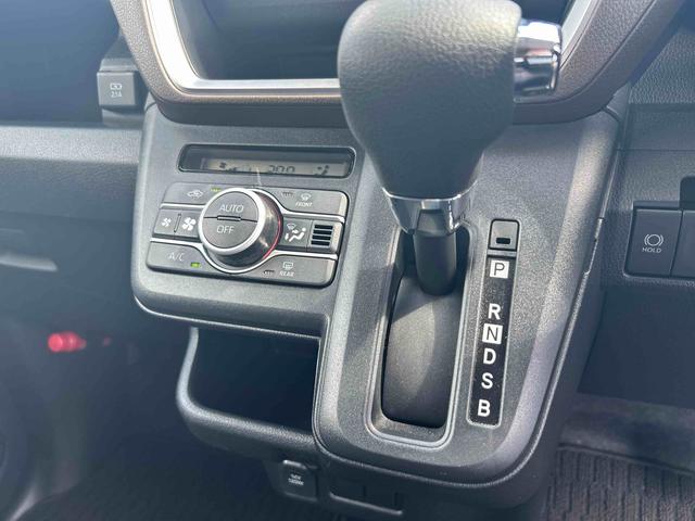 ムーヴＧオーディオレス　バックカメラ　片側電動スライドドア　コーナーセンサー　カーテンシールド＆サイドエアバック　プッシュボタンスタート　ＬＥＤヘッドライト　オートライト　電動パーキング　衝突安全機能（鹿児島県）の中古車