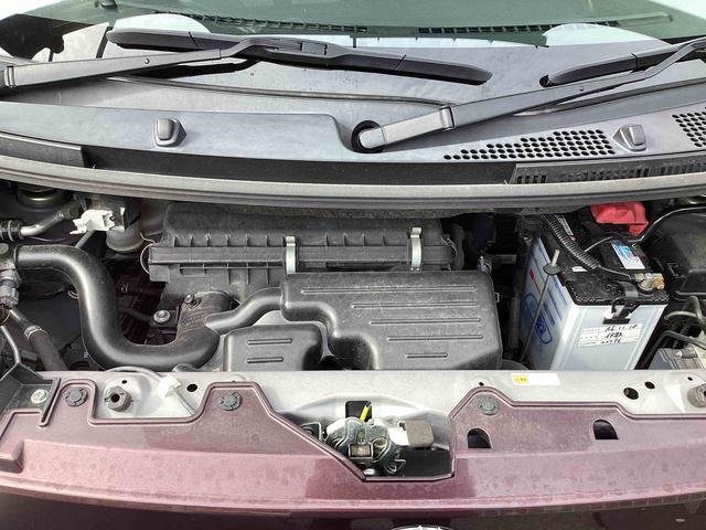 ムーヴキャンバスＸメイクアップリミテッド　ＳＡIIIインパネシフト　プッシュスタートスイッチ　電子カードキー　衝突被害軽減システム　ＡＢＳ　レーンキープ　カーナビ　オートエアコン（鹿児島県）の中古車