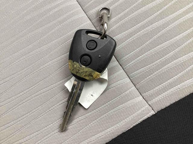 ミライースＬ　ＳＡIIIインパネシフト　リモコンキー　カーナビ　車線逸脱警報システム　緊急ブレーキ　デュアルエアバッグ　オートハイビーム　ＡＢＳ（鹿児島県）の中古車