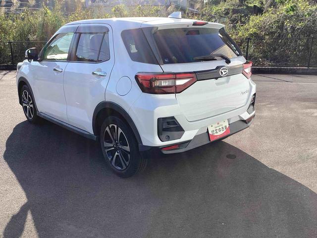 ロッキーＧフロアＣＶＴ車　プッシュスタートスイッチ　電子カードキー　カーナビ　車線逸脱警告　誤発進抑制機能　ＡＢＳ　アルミホイール（鹿児島県）の中古車