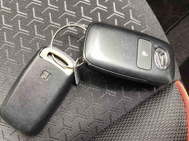 ロッキーＧフロアシフト　プッシュスタートスイッチ　電子カードキー　カーナビ　ＥＴＣ車載器　ドラレコ　衝突軽減ブレーキ　レーンアシスト　ＡＢＳ　アルミホイール（鹿児島県）の中古車