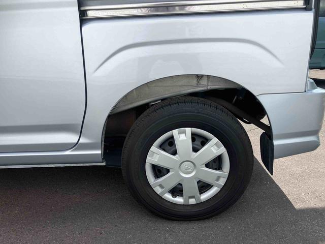 ハイゼットカーゴクルーズ５ＭＴ車　リモコンキー　車線逸脱防止　衝突被害軽減システム　運転席助手席エアバッグ　ＡＢＳ（鹿児島県）の中古車
