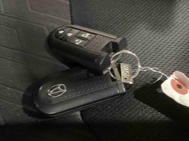 トールカスタムＧ　ターボ　ＳＡIIIカーナビ　プッシュスタートスイッチ　ターボ車　電子カードキー　衝突回避支援ブレーキ　　両側スライドドア　オートハイビーム　アルミホイール　ＡＢＳ（鹿児島県）の中古車