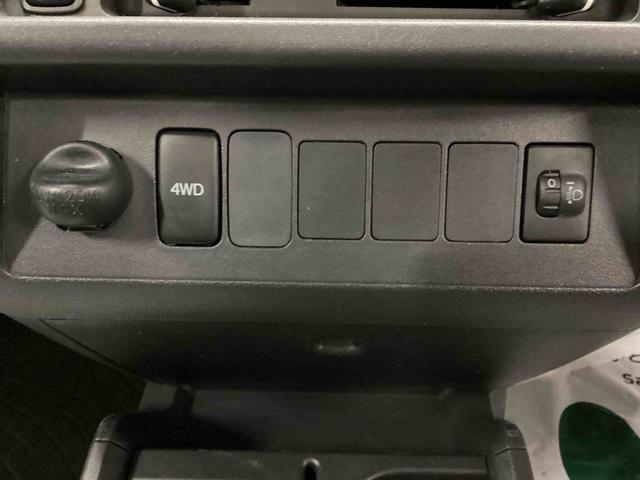 ハイゼットトラックスタンダード５ＭＴ車　パートタイム４ＷＤ　運転席エアバッグ　ＡＣ　パワーステアリング（鹿児島県）の中古車