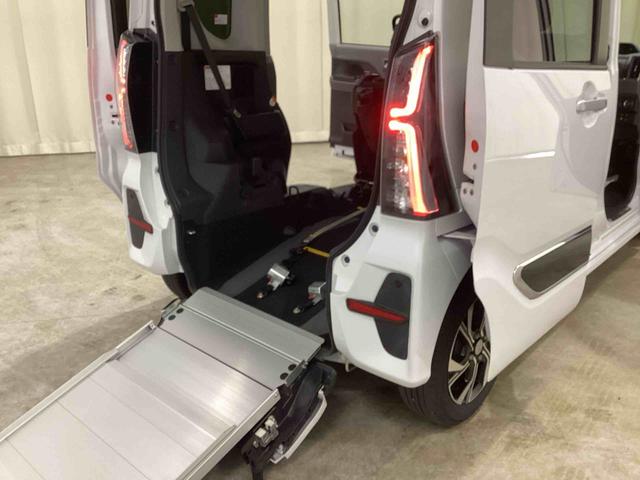 タントスローパー　カスタムＲＳ福祉車両　スローパー　ターボ車　インパネシフト　プッシュスタートスイッチ　電子カードキー　カーナビ　バックモニター（鹿児島県）の中古車
