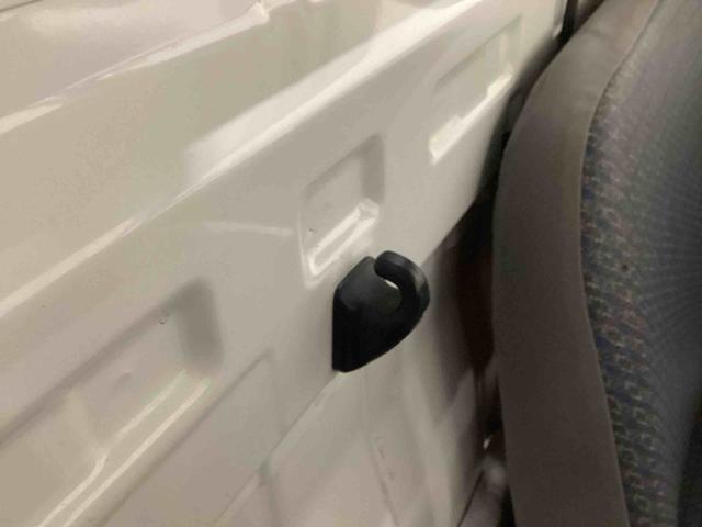 アクティトラックアタック５ＭＴ車　４ＷＤ車　３方開　テールゲートチェーン　エアコン　パワステ　パワーウインドウ　エアバッグ　デフロック　リモコンキー（鹿児島県）の中古車