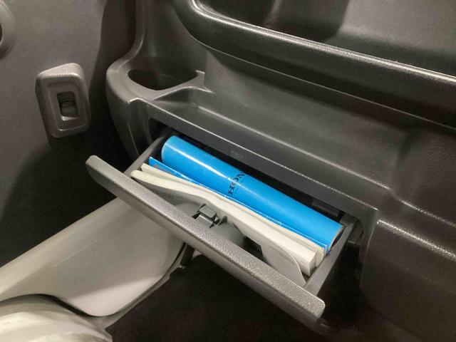 アクティトラックアタック５ＭＴ車　４ＷＤ車　３方開　テールゲートチェーン　エアコン　パワステ　パワーウインドウ　エアバッグ　デフロック　リモコンキー（鹿児島県）の中古車
