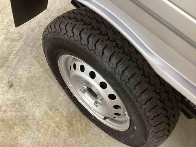 ハイゼットトラックスタンダード５ＭＴ車　４ＷＤ車　エアコン　パワステ　ＡＢＳ（鹿児島県）の中古車