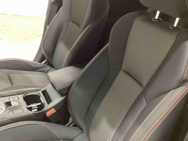 ＸＶアドバンスフロアＣＶＴ車　ＡＷＤ　プッシュスタートスイッチ　電子カードキー　　電動パーキングブレーキ　カーナビ　バックモニター　フォグランプ　アルミホイール　アイサイト　チルトテレスコピックステアリング　ＡＢＳ（鹿児島県）の中古車