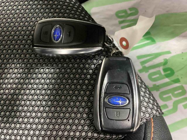 ＸＶアドバンスフロアＣＶＴ車　ＡＷＤ　プッシュスタートスイッチ　電子カードキー　　電動パーキングブレーキ　カーナビ　バックモニター　フォグランプ　アルミホイール　アイサイト　チルトテレスコピックステアリング　ＡＢＳ（鹿児島県）の中古車