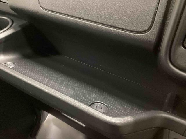 ハイゼットカーゴスペシャルインパネシフト　両側スライドドア　運転席エアバッグ　助手席エアバッグ　　エアコン　パワーステアリング　アイドリングストップ（鹿児島県）の中古車