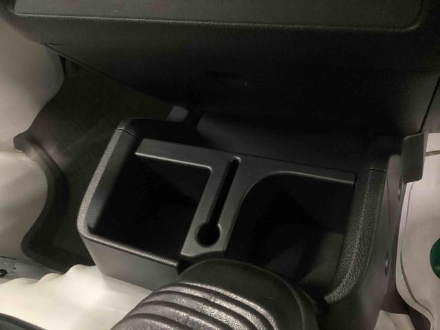 ハイゼットトラックジャンボＳＡIIIｔ５ＭＴ車　パートタイム４ＷＤ　ハイロー切り替えレバー　リモコンキー　車線逸脱警告　フォグランプ　パワーウィンドウ　ＡＢＳ　プリクラッシュセーフティ（鹿児島県）の中古車