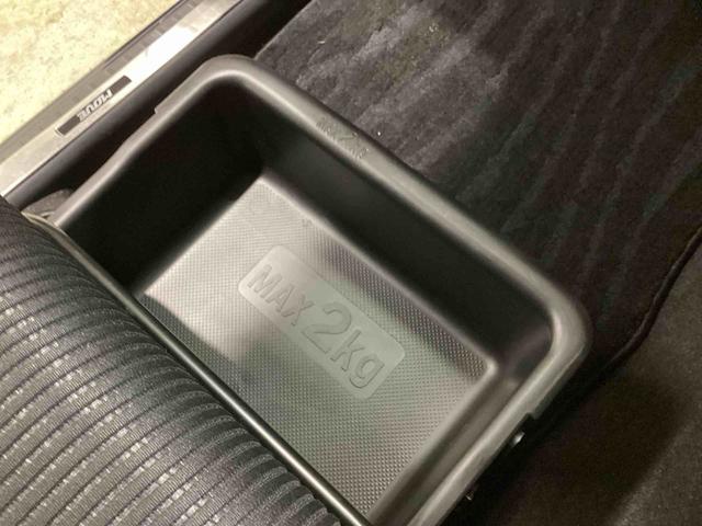 ムーヴＸリミテッドII　ＳＡIIIインパネシフト　プッシュスタートスイッチ　電子カードキー　オートエアコン　カーナビ　シートリフター　アルミホイール　衝突被害軽減システム　ＡＢＳ（鹿児島県）の中古車