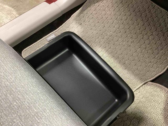パッソＸ　ＬパッケージＳインパネシフト　プッシュスタートスイッチ　電子カードキー　オートエアコン　カーナビゲーション　バックモニター　ＡＢＳ　Ｗエアバック（鹿児島県）の中古車