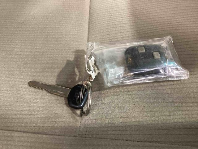 アトレーワゴンカスタムターボＲＳターボ車　インパネシフト　リモコンキー　ＥＴＣ車載器　アルミホイール　運転席助手席エアバッグ　オートエアコン　ＣＤプレーヤー（鹿児島県）の中古車