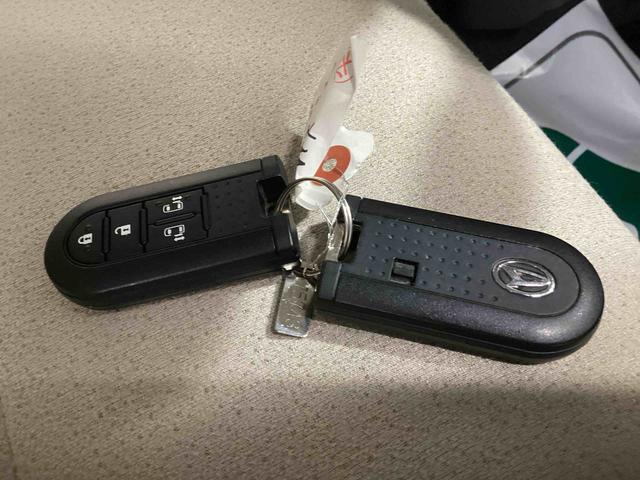 ムーヴキャンバスＧメイクアップリミテッド　ＳＡIIIインパネシフト　プッシュスタートスイッチ　電子カードキー　カーナビ　バックモニター　レーンキープ　ＡＢＳ　衝突警告　フォグランプ（鹿児島県）の中古車