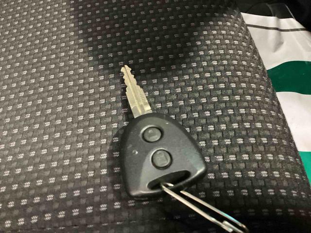 ハイゼットカーゴクルーズターボSAIIIインパネシフト リモコンキー ターボ車 両側スライドドア 衝突被害軽減システム ABS 電動格納ミラー アイドリングストップ(鹿児島県)の中古車