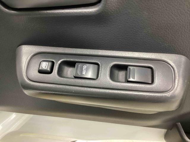 キャリイトラックＫＸ５速ＭＴ車　ハイロー切り替え４ＷＤ車　デフロック　作業灯　パワーウィンドウ　リモコンキー　フォグランプ　ＣＤプレーヤー　運転席エアバッグ　ＡＢＳ（鹿児島県）の中古車