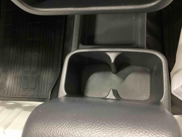 キャリイトラックＫＸ５速ＭＴ車　ハイロー切り替え４ＷＤ車　デフロック　作業灯　パワーウィンドウ　リモコンキー　フォグランプ　ＣＤプレーヤー　運転席エアバッグ　ＡＢＳ（鹿児島県）の中古車