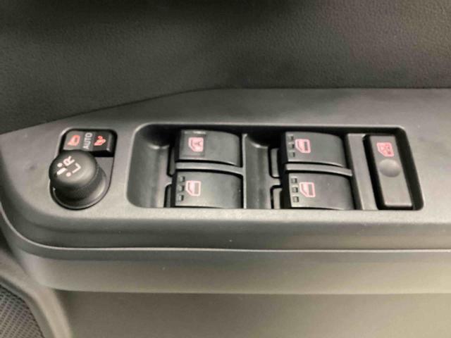 ウェイクＬスペシャルリミテッドＳＡIIIインパネシフト　プッシュスタートスイッチ　電子カードキー　カーナビ　バックモニター　両側パワースライドドア　追突被害軽減ブレーキ　アルミホイール　ＥＴＣ車載器　フォグランプ　ＡＢＳ（鹿児島県）の中古車