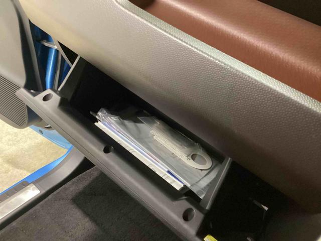 トールＧ　リミテッドII　ＳＡIIIインパネシフト　プッシュスタートスイッチ　電子カードキー　カーナビ　バックモニター　ドラレコ　フォグランプ　オートエアコン　シートヒーター　両側電動スライドドア（鹿児島県）の中古車