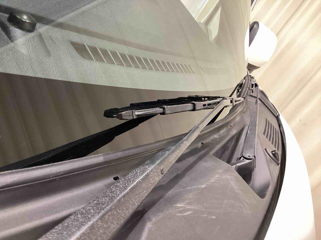 ハイゼットカーゴクルーズインパネシフト　プッシュスタートスイッチ　電子カードキー　車線逸脱　衝突被害軽減システム　両側スライドドア　アイドリングストップ（鹿児島県）の中古車