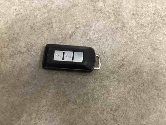 eKカスタムTセーフティパッケージインパネシフト プッシュスタートスイッチ 電子カードキー カーナビ ABS アルミホイール ETC車載器 オートエアコン(鹿児島県)の中古車