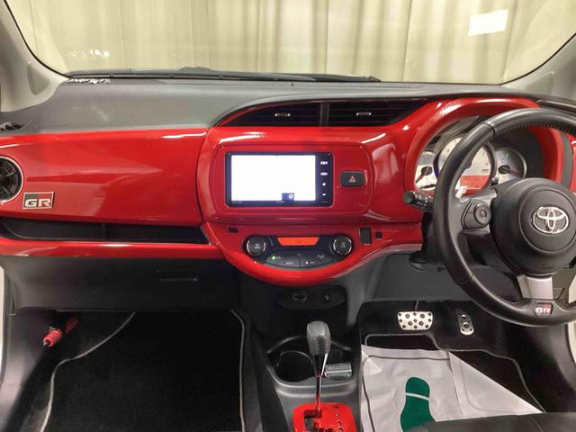 ヴィッツGRスポーツフロアCVT(パドルシフト) プッシュスタートスイッチ 電子カードキー カーナビ バックモニター ABS アルミホイール フォグランプ(鹿児島県)の中古車