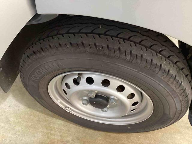 ハイゼットカーゴＤＸインパネシフト　リモコンキー　パワーウィンドウ（運転席、助手席）　両側スライドドア　ハイビームアシスト　レーンアシスト　両席エアバッグ　ＡＢＳ（鹿児島県）の中古車