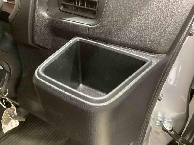 ハイゼットカーゴＤＸインパネシフト　リモコンキー　パワーウィンドウ（運転席、助手席）　両側スライドドア　ハイビームアシスト　レーンアシスト　両席エアバッグ　ＡＢＳ（鹿児島県）の中古車