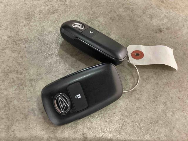 ロッキープレミアムG HEVディスプレイオーディオ バックモニター プッシュスタートスイッチ 電子カードキー 衝突被害軽減システム アルミホイル ETC車載器 ドラレコ(鹿児島県)の中古車