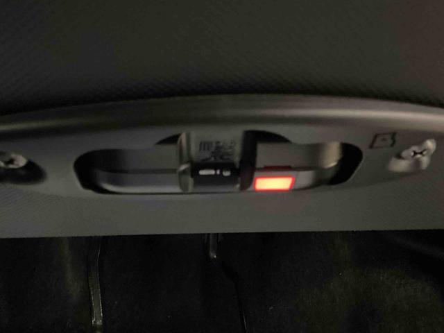 ロッキープレミアムG HEVディスプレイオーディオ バックモニター プッシュスタートスイッチ 電子カードキー 衝突被害軽減システム アルミホイル ETC車載器 ドラレコ(鹿児島県)の中古車