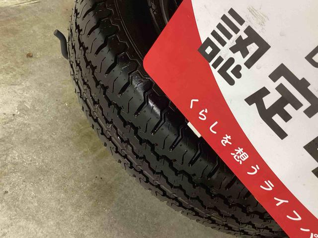 ハイゼットトラックスタンダードフロアCVT パートタイム4WD 車線逸脱警報 衝突回避支援ブレーキ ABS オートマチックハイビーム パワステ エアコン(鹿児島県)の中古車
