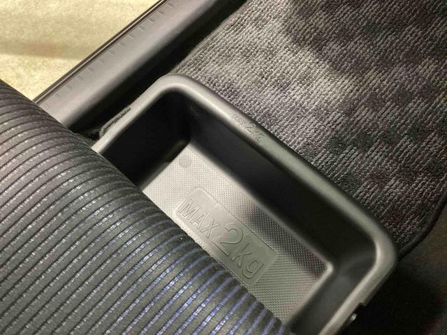 ムーヴカスタム　Ｘインパネシフト　プッシュスタートスイッチ　電子カードキー　カーナビ　バックモニター　フォグランプ　ＡＢＳ　アルミホイール　エコアイドル（鹿児島県）の中古車