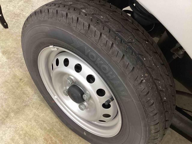 ハイゼットカーゴDXインパネシフト リモコンキー レーンアシスト 両席エアバッグ 衝突被害軽減システム ABS ハイビームアシスト ETC車載器(鹿児島県)の中古車